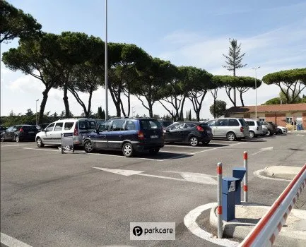 Parcheggio P4 Aeroporto Ciampino foto 2